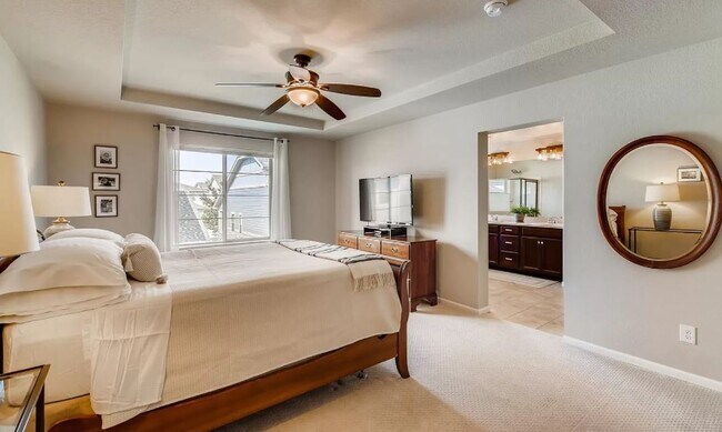 Building Photo - 7410 S Robertsdale Way