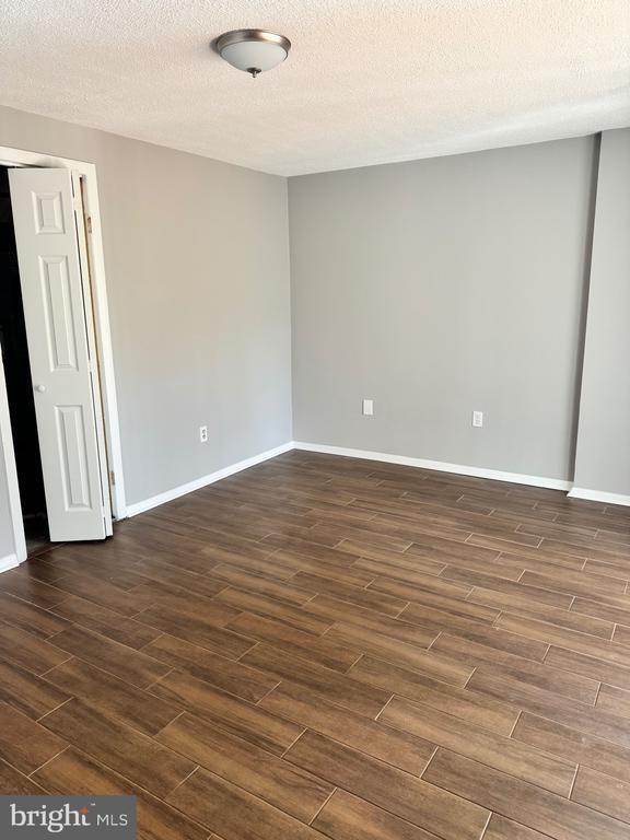 Building Photo - 102 Essex St