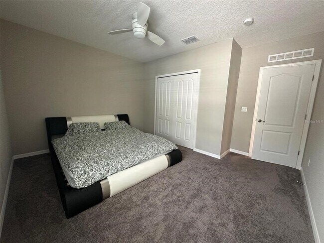 Building Photo - 6 Pine Bluff Ln
