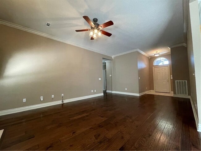 Building Photo - 2770 N Ashbrook Dr