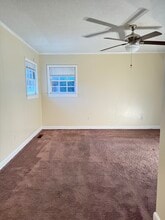 Building Photo - 310 S 15th St