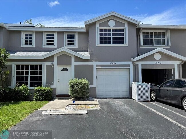 Building Photo - 12159 SW 52nd Ct