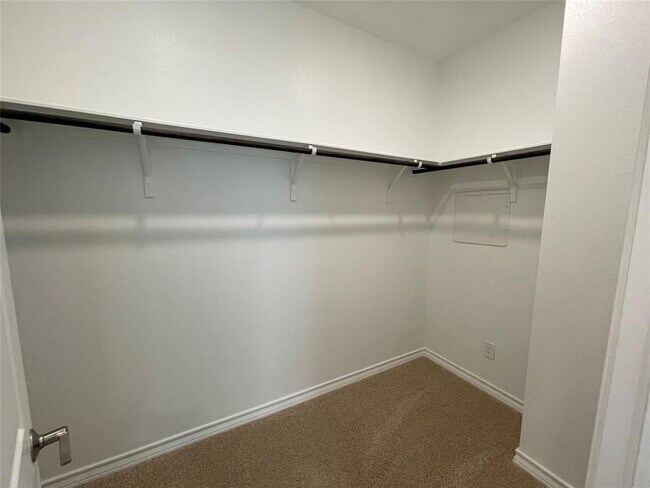 Building Photo - 101 Thurman Holt Rd