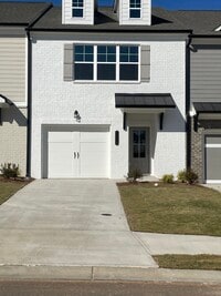 Building Photo - 5136 Fox Den Rd