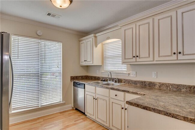 Building Photo - 1089 Grove Landing Ln