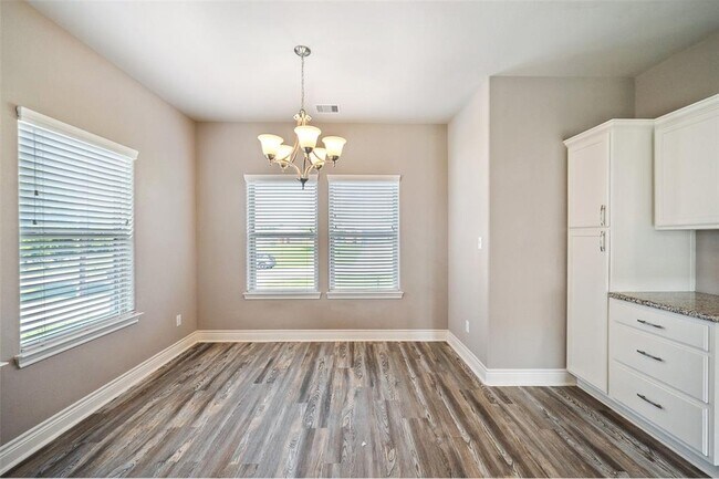 Building Photo - 14103 Overstreet Dr