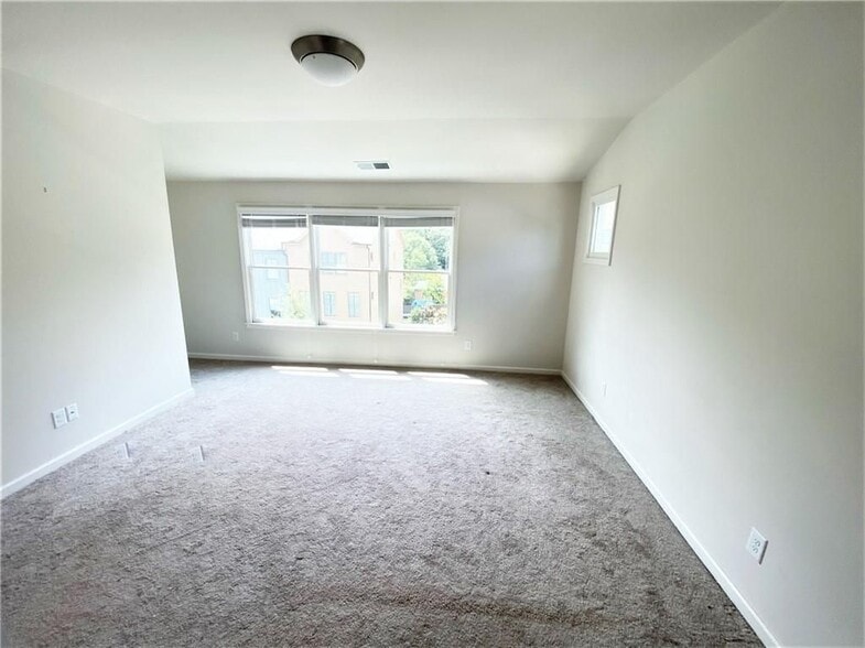 Building Photo - 757 Cady Way