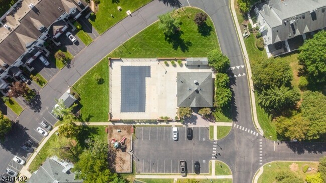 Building Photo - 3910 Graham Ct