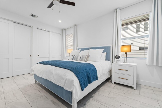 Building Photo - 17868 Limestone Creek Rd