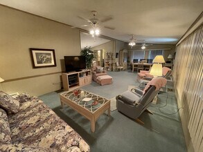 Building Photo - 437 Nettles Blvd