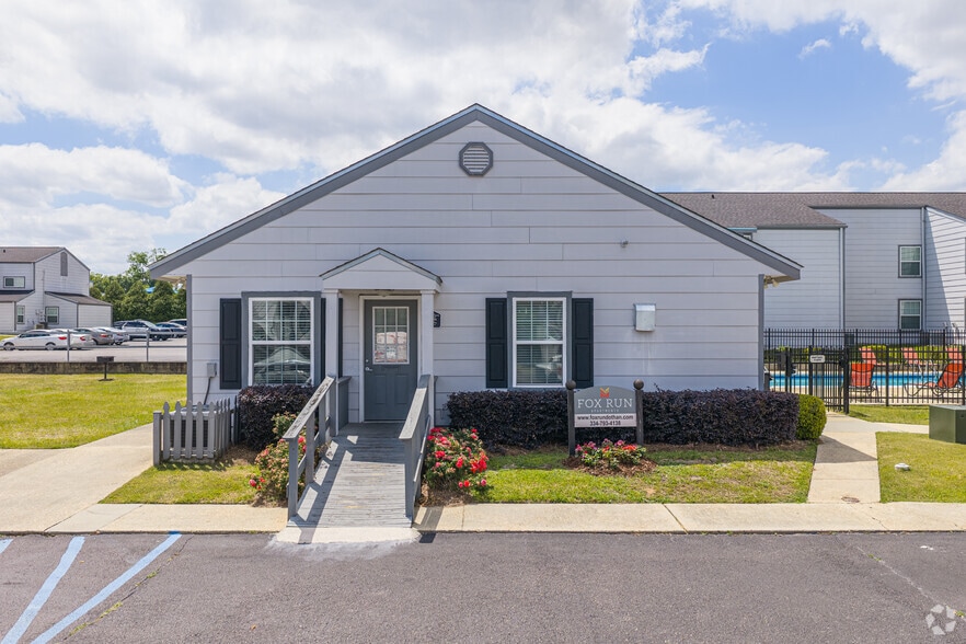 Leasing Office - Fox Run Dothan