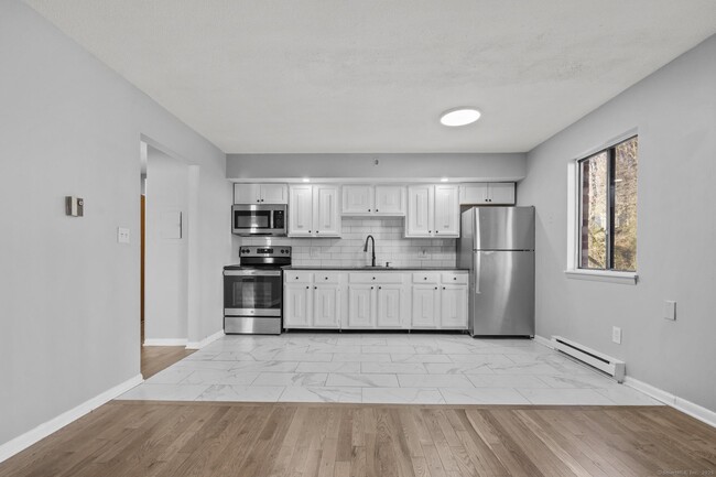 Building Photo - 543 Woodward Ave