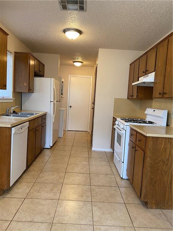 Building Photo - 11900 Doubloon Cove