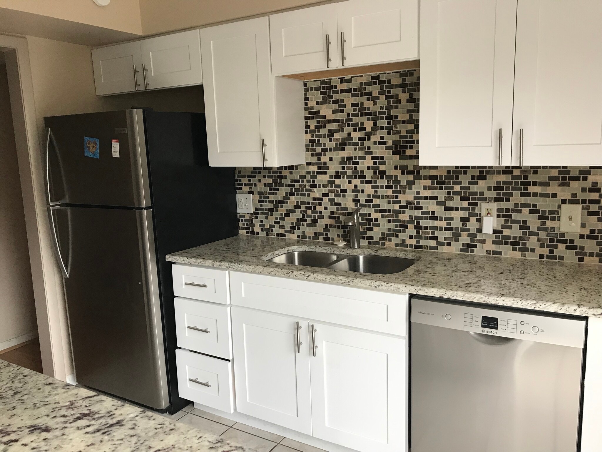 Recently remodeled kitchen with granite counters - 1900 Richard Jones Rd