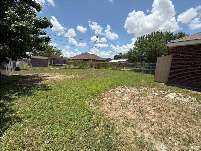 Building Photo - 6209 S Azul Ln