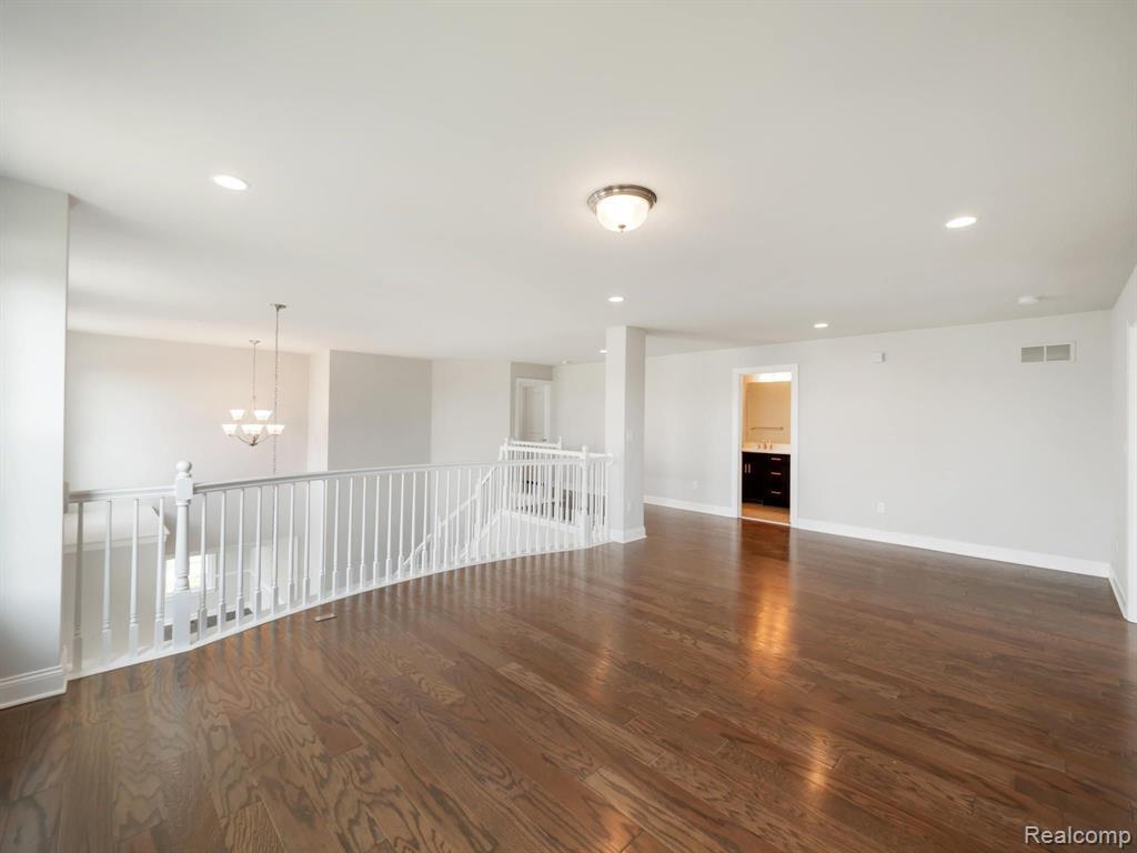 Building Photo - 3017 N Spurway Dr