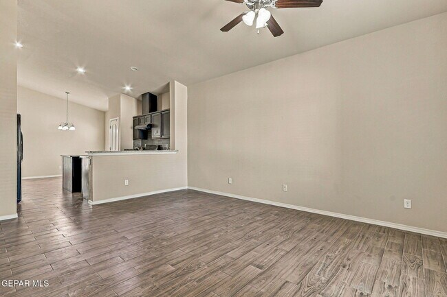 Building Photo - 14832 Orsten Artis Ave