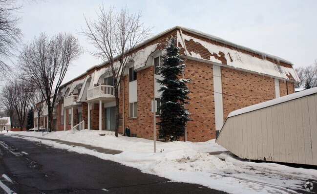 Primary Photo - Sunview Manor Apartments