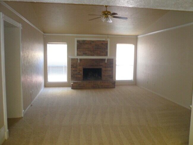 Building Photo - Preston Ridge