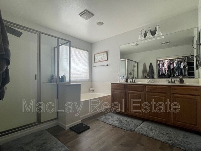 Building Photo - 1534 W Agrarian Hills Dr
