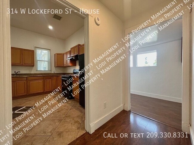 Building Photo - 314 W Lockeford St