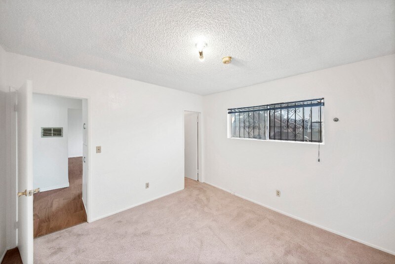 Building Photo - 2458 Normandie Ave