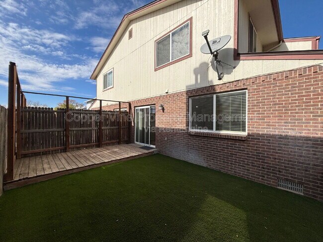 Building Photo - 845 S McKinley Ave