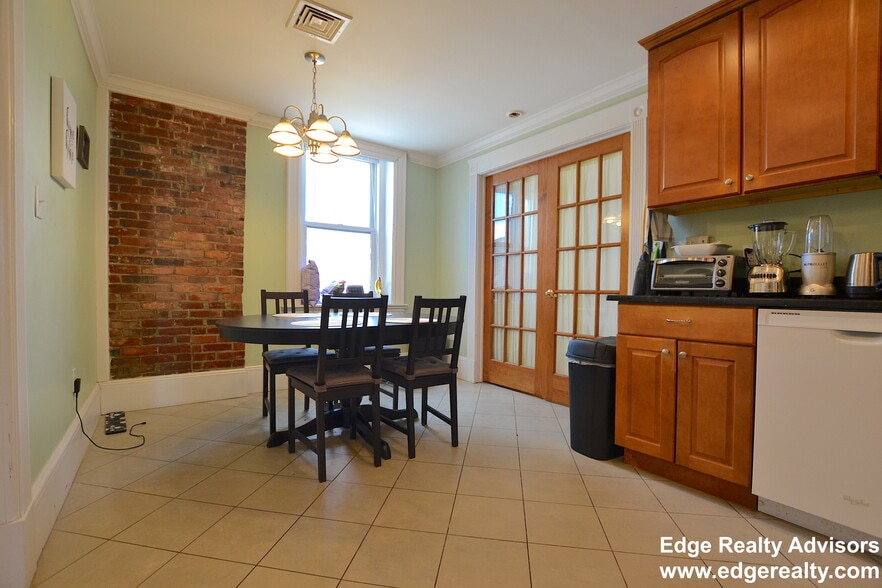 Building Photo - 22 Sutherland Rd