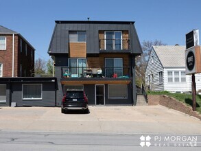 Building Photo - 5116-20