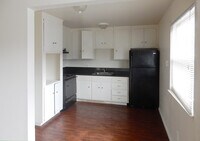 Building Photo - 2237 33rd St