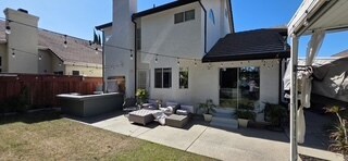 Building Photo - 430 Guinevere Ct