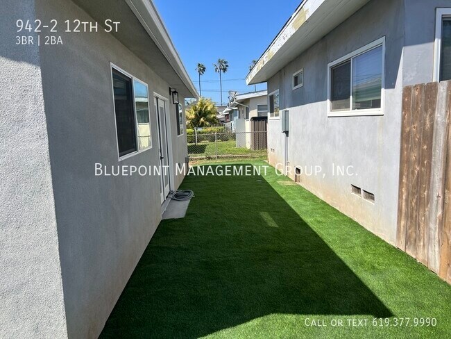 Building Photo - 942 12th St