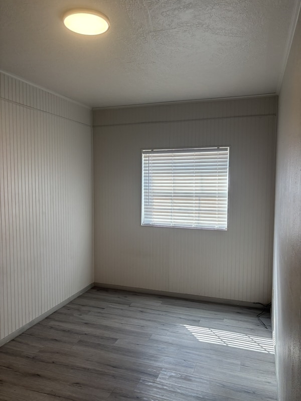 Building Photo - 411 E Beech St