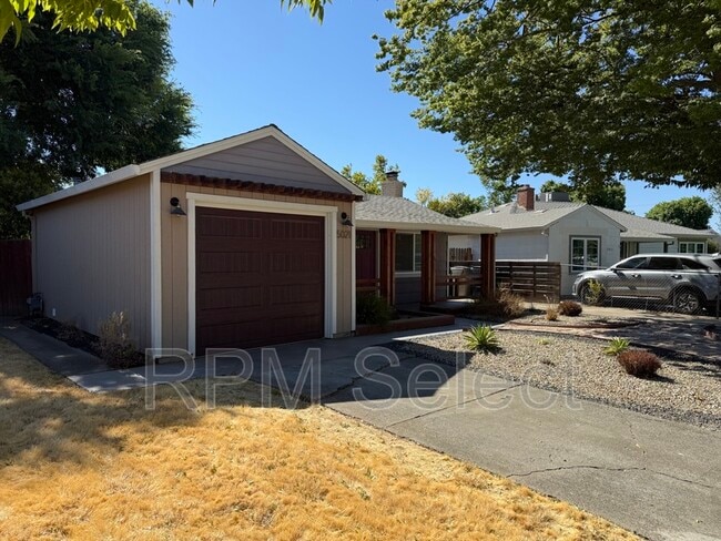 Building Photo - 5021 73rd St