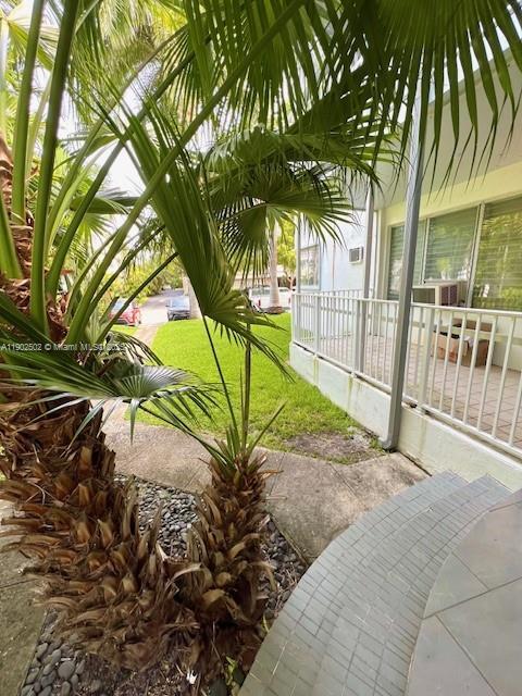 Building Photo - 1125 99th St