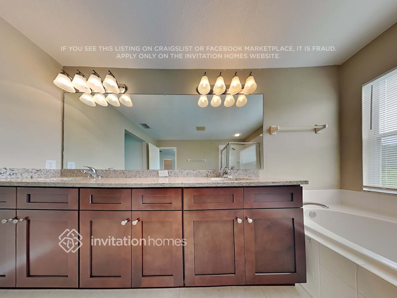 Building Photo - 11559 Misty Isle Ln