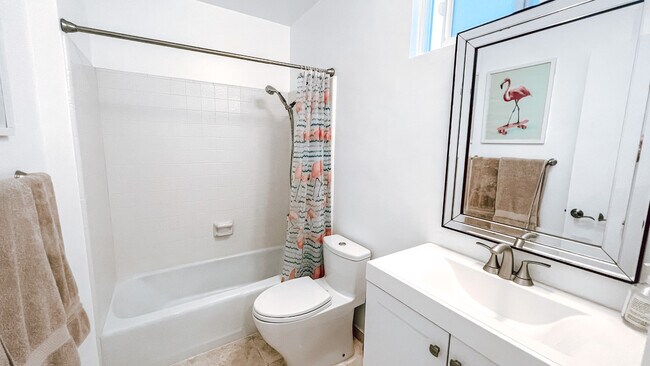 Building Photo - 1230 2nd St