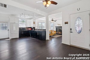 Building Photo - 508 Blanco Rd