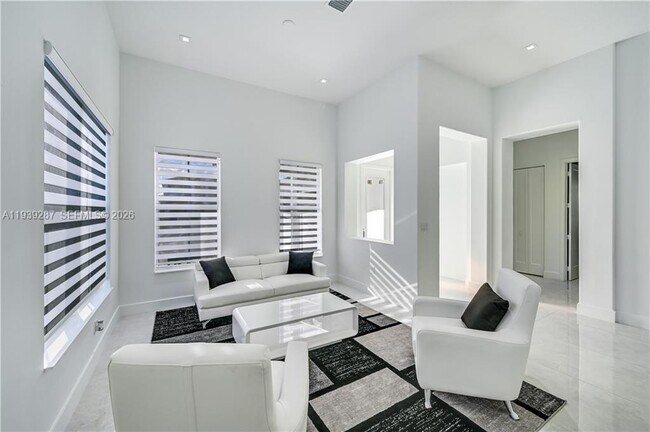 Building Photo - 4919 Frattina St.