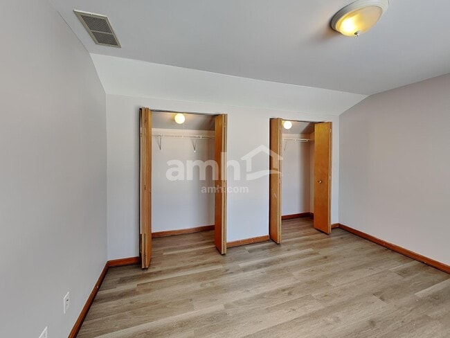 Building Photo - 3707 Flowermeadow St