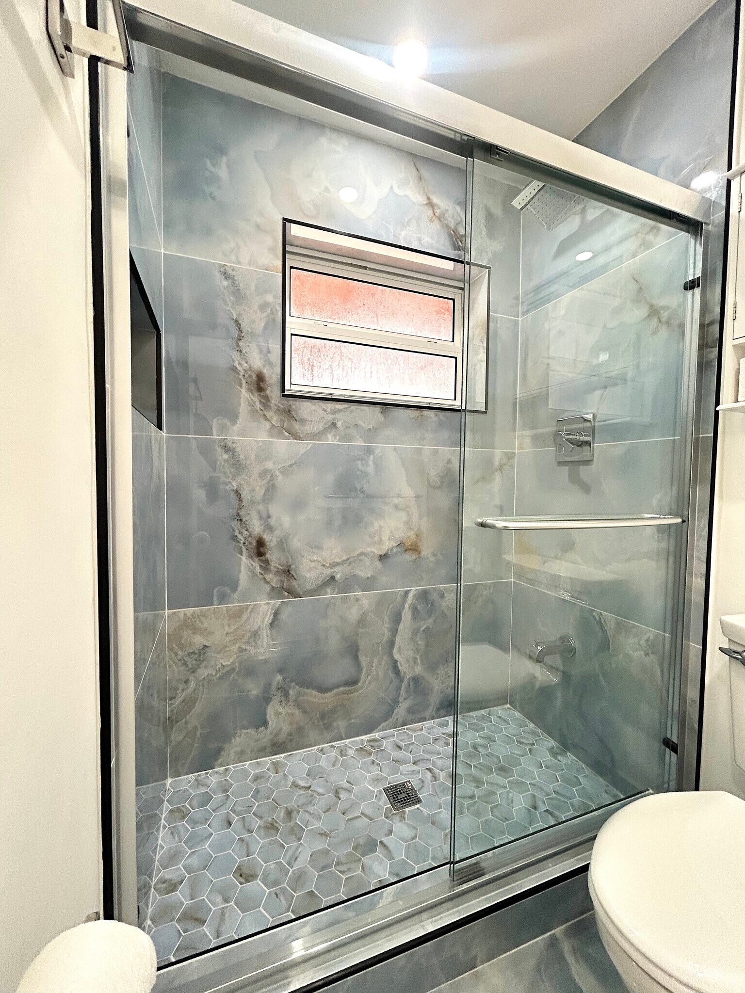 Building Photo - 6001 SW 116th Ave