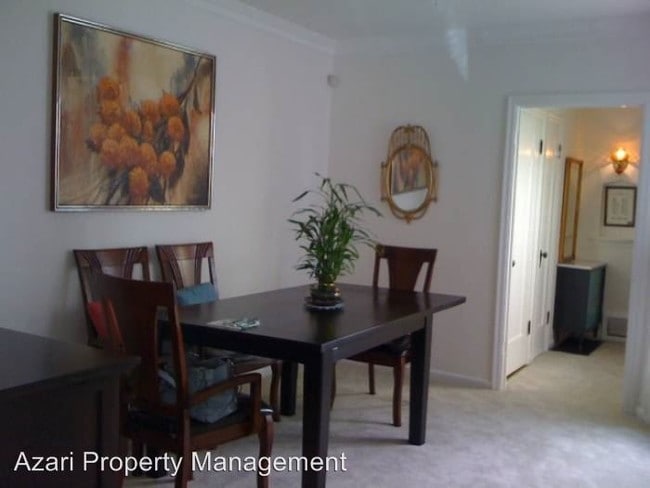 Building Photo - 421 45th Ave