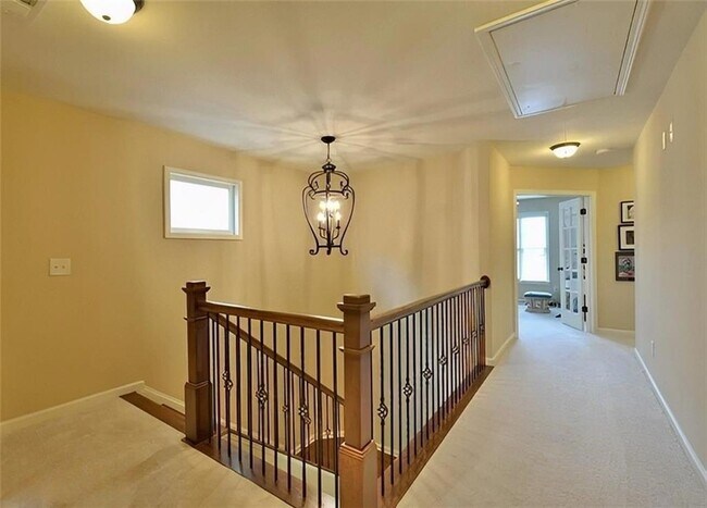 Building Photo - 8455 Village School Dr