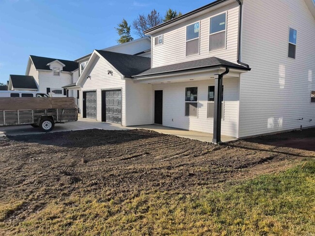 Building Photo - 3710 Wayne Trce