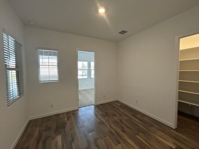 Building Photo - 25509 N 149th Ave