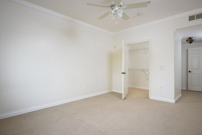 Building Photo - Rancho Mission Trails Condo