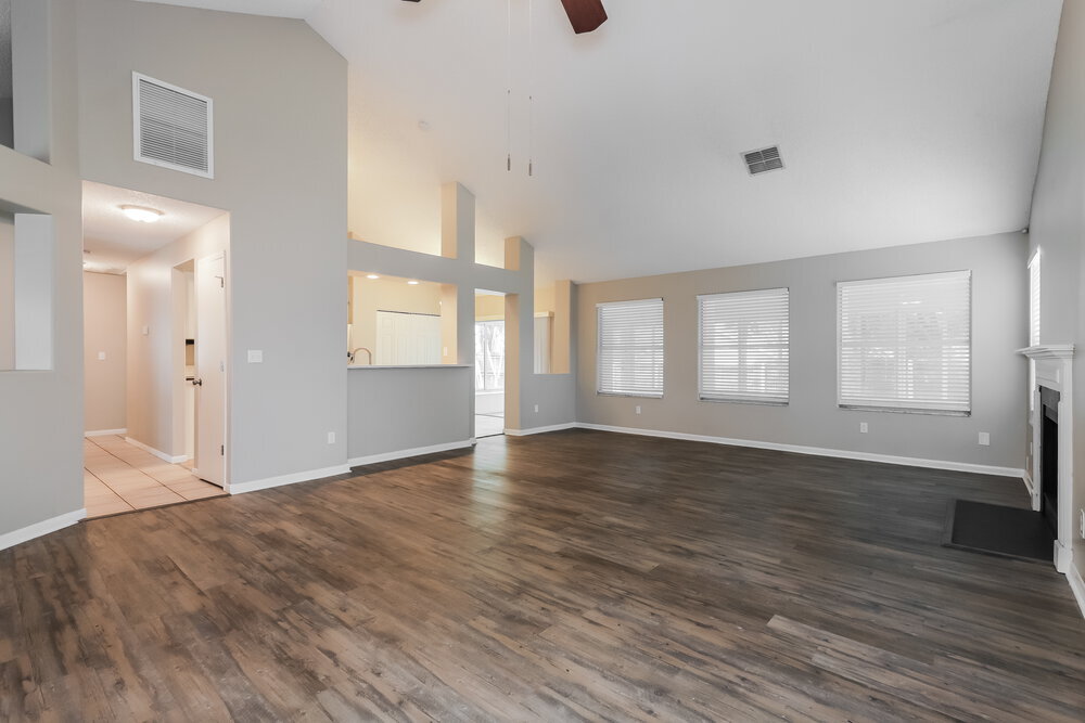Building Photo - 10201 Evening Trail Dr