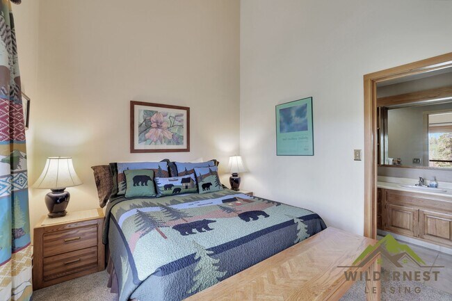 Building Photo - WINTER RENTAL Timber Ridge Condo - Nice 2 ...