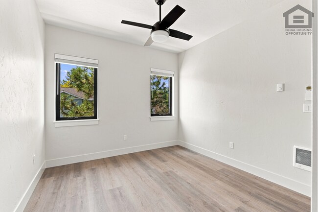 Building Photo - 2Bed/2.5Bath 2-Story Luxury Condo in Redmond, OR! -- BRAND NEW! NEVER LIVED IN!