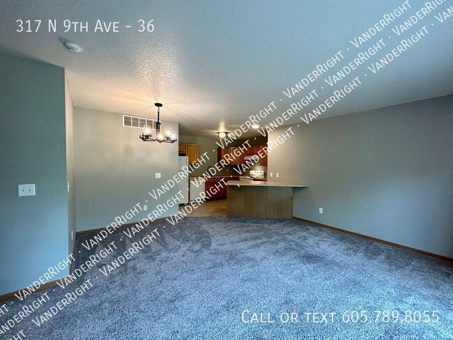 Building Photo - 317 9th Ave
